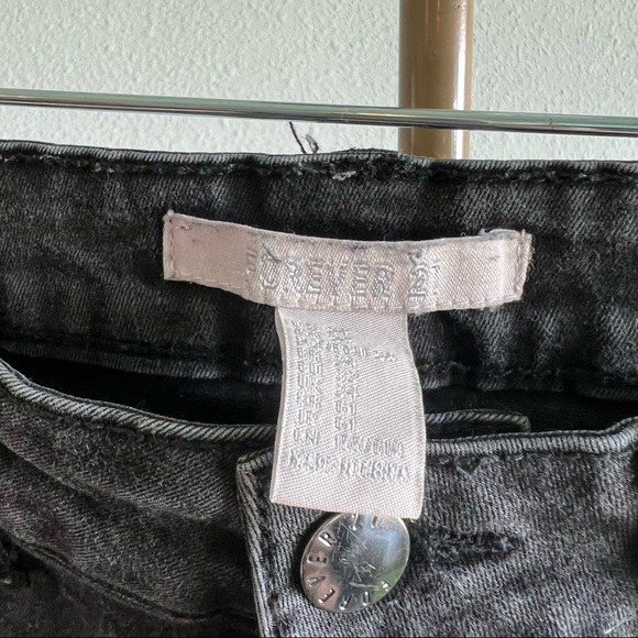 3 for $15 Black Jeans - Picture 3 of 4